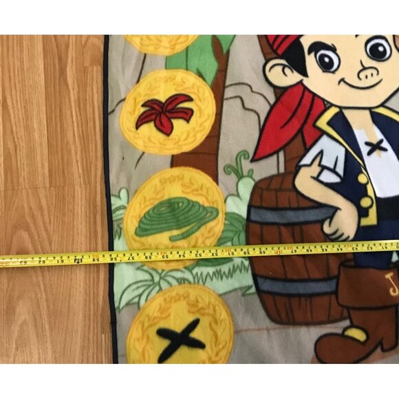 Disney Jake & The Never Land Pirates Roll Up Fleece Blanket 60" x 38" - Picture 10 of 10